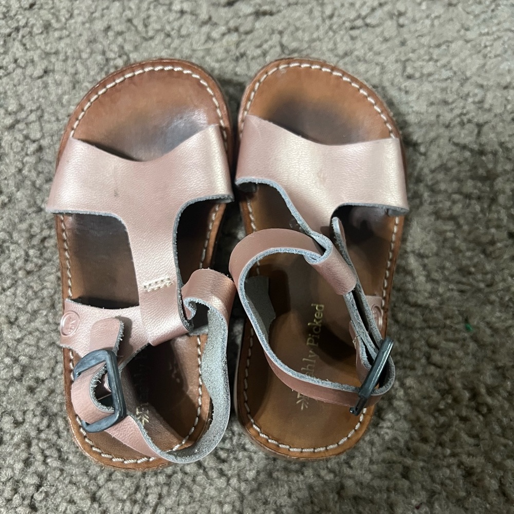 Freshly Picked toddler sandals